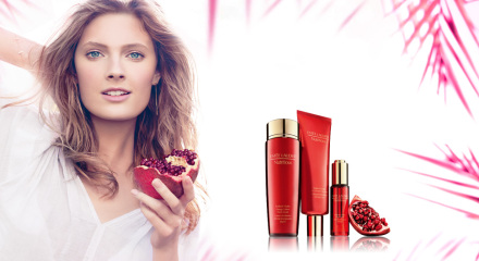 Estée Lauder Nutritious poster
