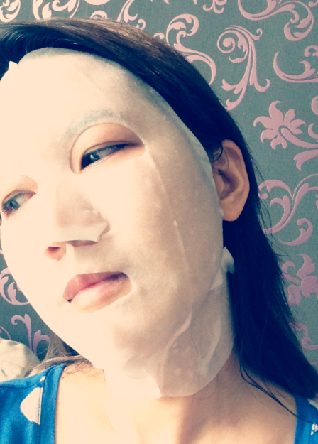 SUQQU stretch mask