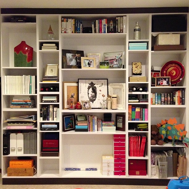 Finally!! After almost 4hours' cleaning each & every item & surface area, and reorganizing, our floor-ceiling shelf is much more baby-friendly now! At least the breakables are out of reach! Not as visually pleasing as before... The sacrifices parents have to make. 😄