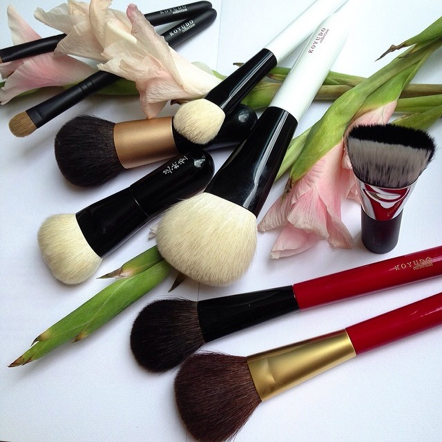 Koyudo brush fair is back at Isetan from today! Wonder which is which, what's the fuss? Read about some that are precious and dear to me on the blog now! 💋
