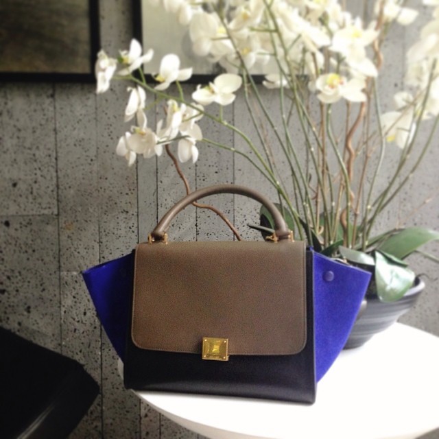 My latest obsession... #Celine mini trapeze thanks to @curatedbags! Love this soooo incredibly much! 💓💓💓 My latest obsession... #Celine mini trapeze thanks to @curatedbags! Love this soooo incredibly much! 💓💓💓