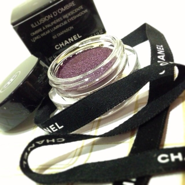 #Chanel Illusion d'Ombre Diapason is an unexpectedly complex purple for #Spring2014...filled with multi-hued shimmers...giving it a duochrome personality! 💓💓💓 Review is up on the blog now!