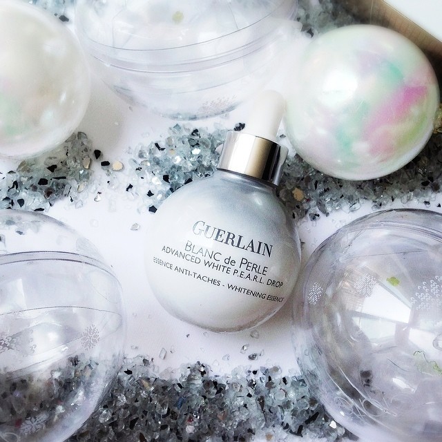 "Now I ain't much of a poet but I know somebody once told me to seize the moment and don't squander it, Cause you never know when it all could be over tomorrow..." - Eminem
I'm embracing the coming weekend by breaking into new skincare!! What do you have planned? 💋