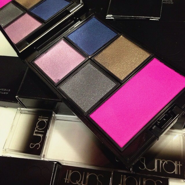 A closer look at my customized #Surratt palette!! I'm in 💗💙💛💚