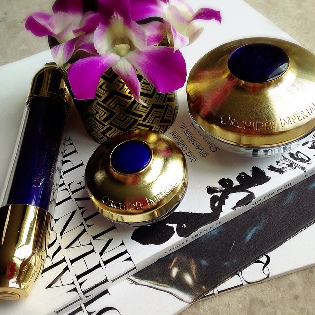 Too many late nights keeping my lil bub company, I need some serious intensive eye pampering! Loving the newly reformulated #Guerlain #Orchidee Imperiale Eye & Lip Cream! Review on the blog now! 💌