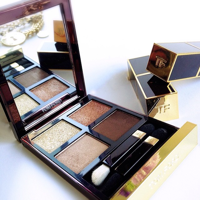 Can't get enough of #TomFord eye color quads!! Adopted this Golden Mink from @winniemh recently! So pretty!!! Swatches & review on the blog! Can't get enough of #TomFord eye color quads!! Adopted this Golden Mink from @winniemh recently! So pretty!!! Swatches & review on the blog!